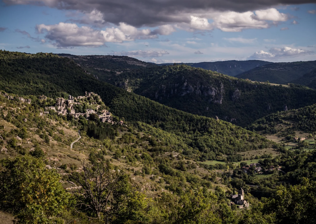ESCAPADE EN MINI-BUS AVEC BUSCAPADE : GORGES DE LA DOURBIE